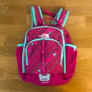 North Face mini “Spout” backpack, like new!